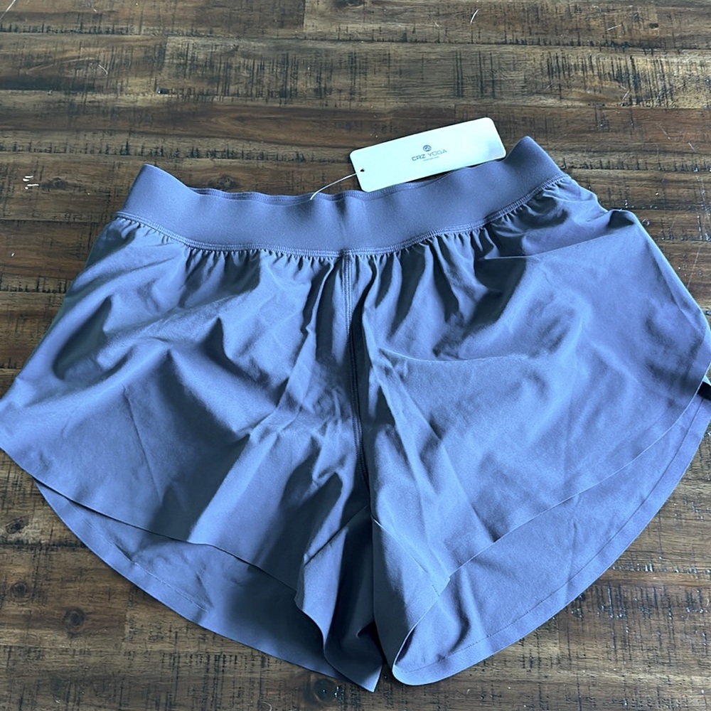 NWT CRZ Yoga High Waisted Dolphin Athletic Shorts (Size 8-10)